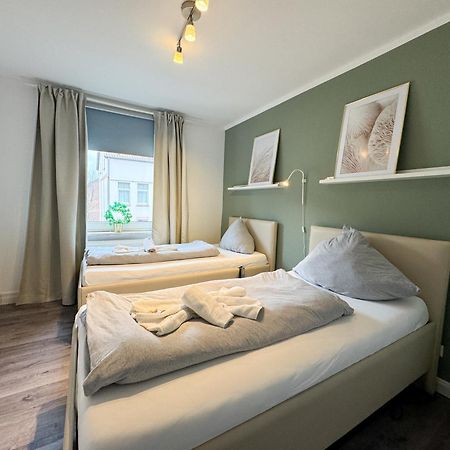 Wohnung Fuer 5 Gaeste Grosse Kueche Messe- Und Citynah Hannover Esterno foto